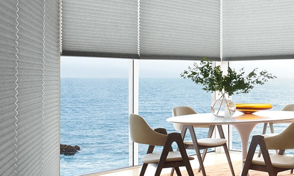 insulating-honeycomb-shades-dining-room